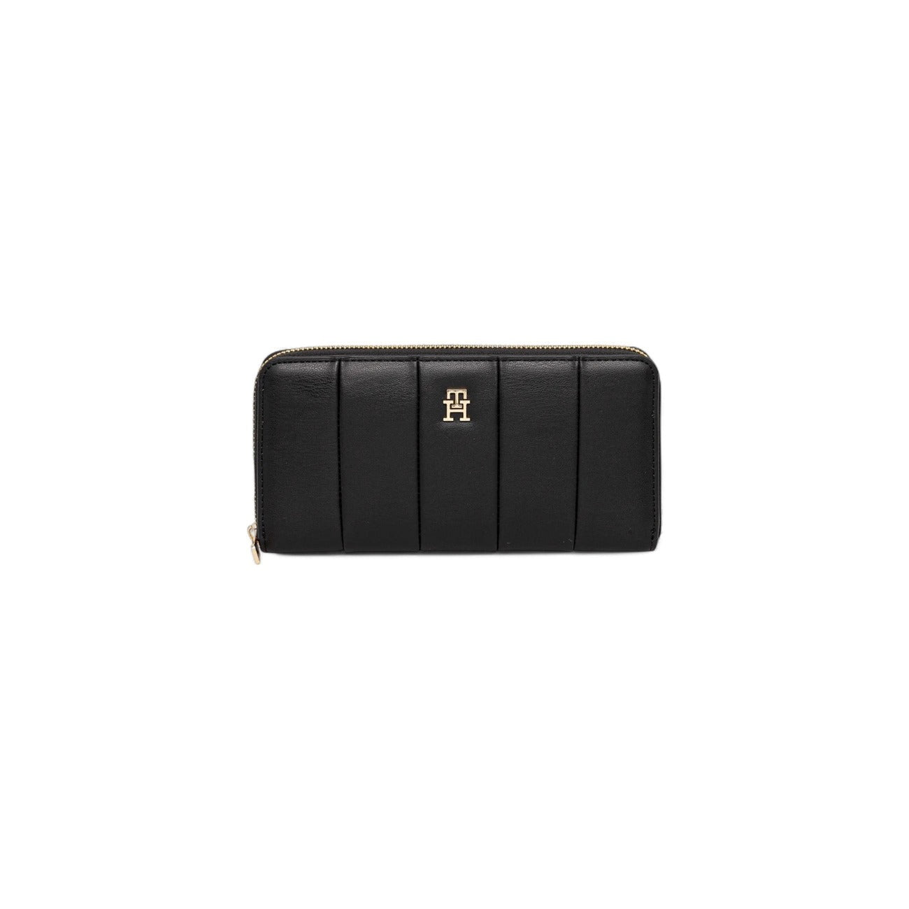 Tommy Hilfiger  Women Wallet