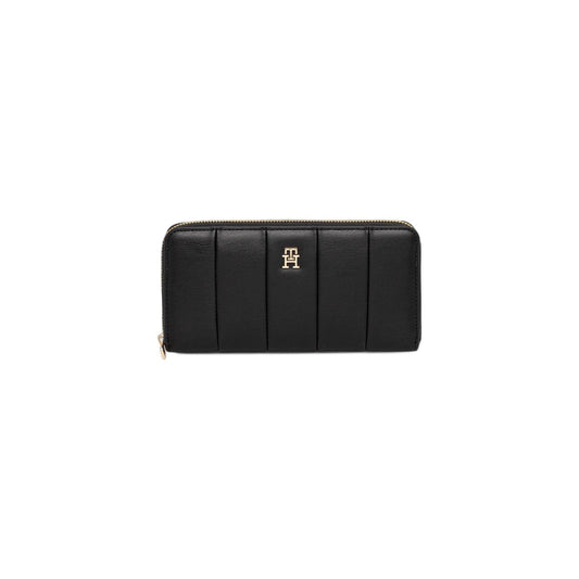 Tommy Hilfiger  Women Wallet