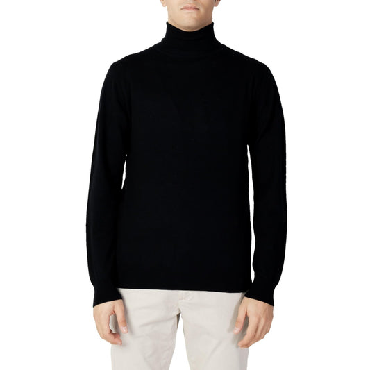 Diktat Men Knitwear